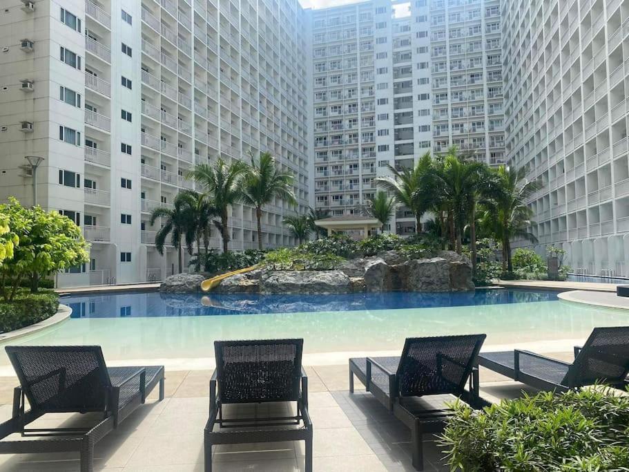 Shore 1 & 3 Residences Moa 1Br With Balcony By Darpm Manila Kültér fotó