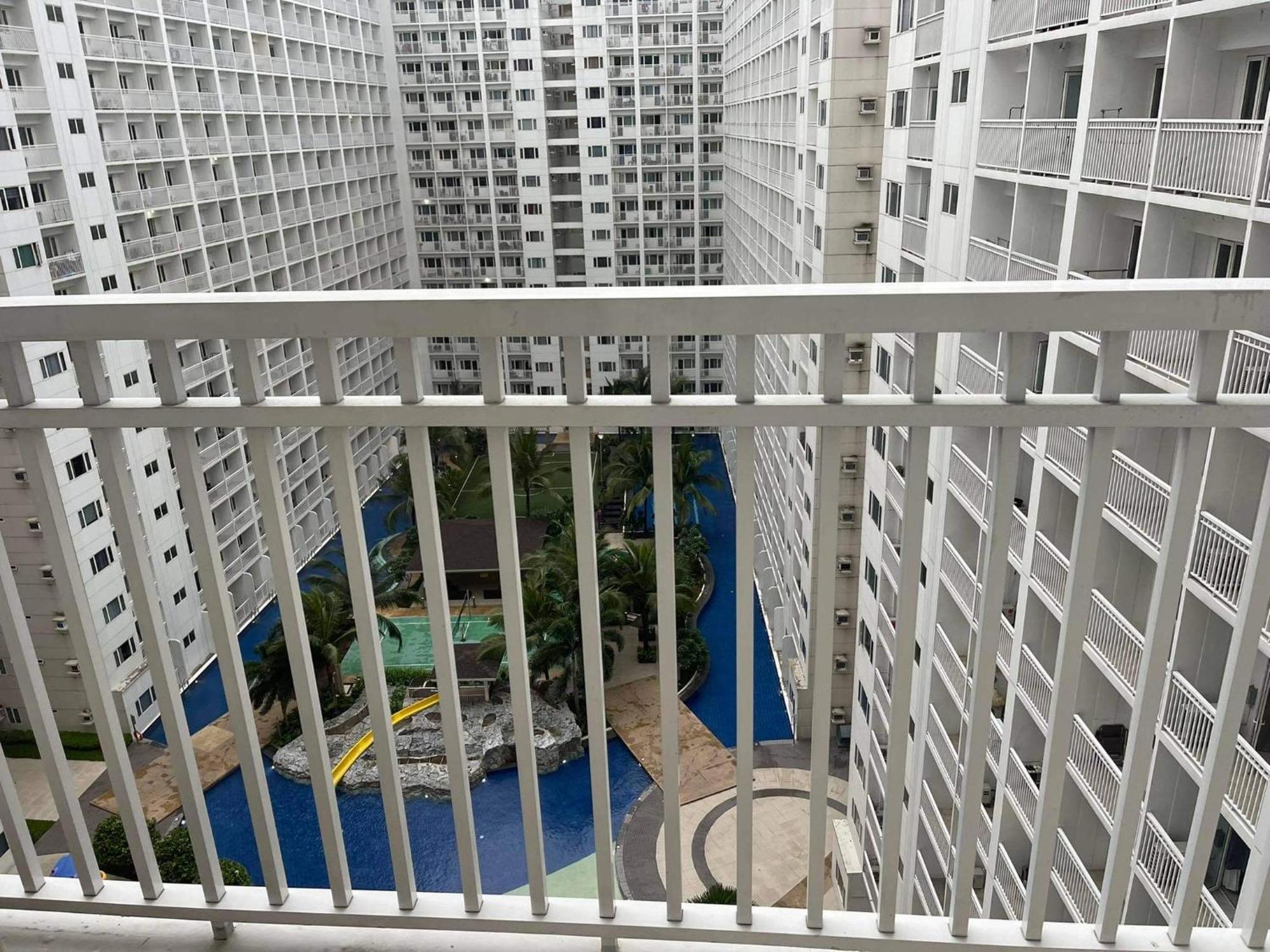 Shore 1 & 3 Residences Moa 1Br With Balcony By Darpm Manila Kültér fotó